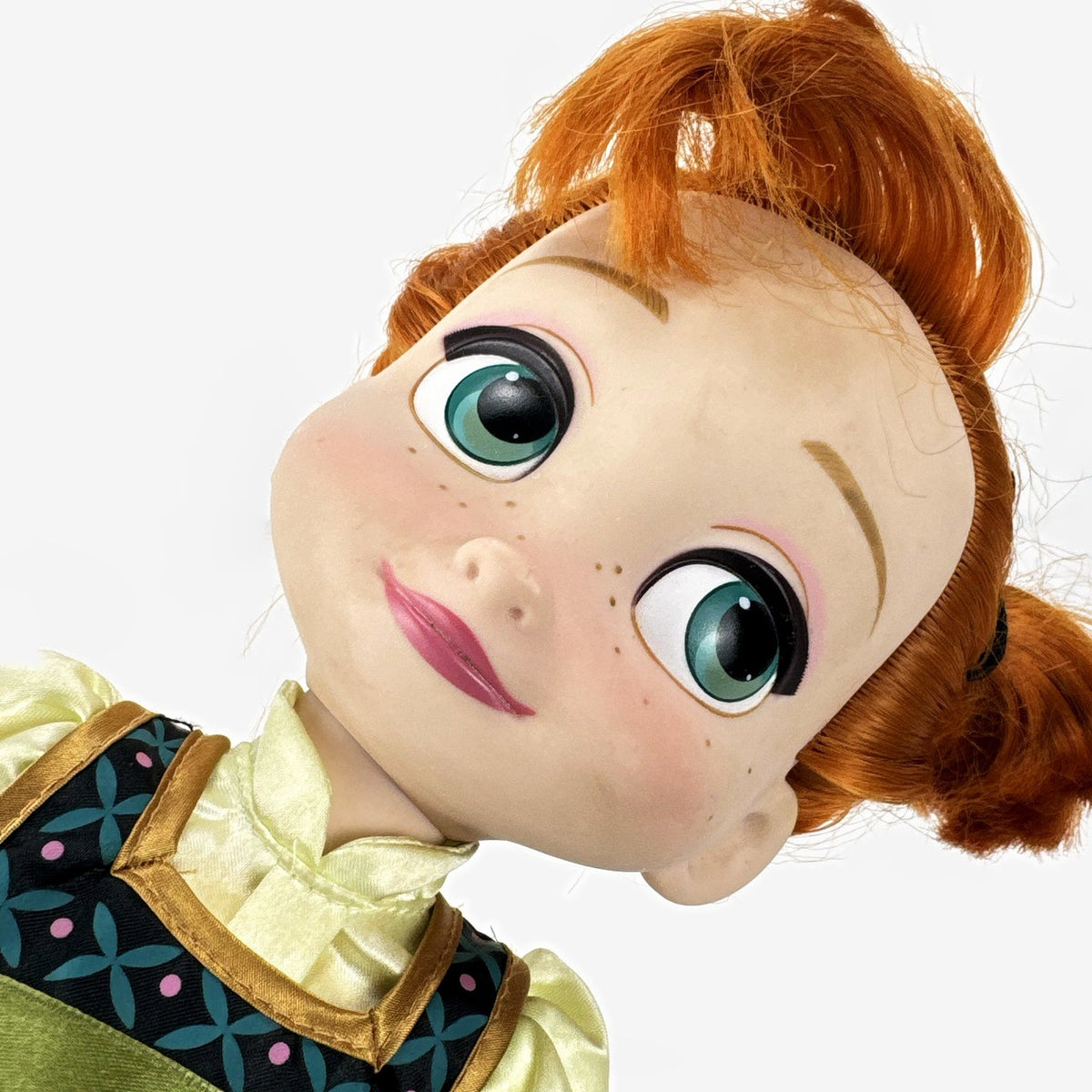 Disney Animators' Collection 16-inch Anna vinyl doll in green dress