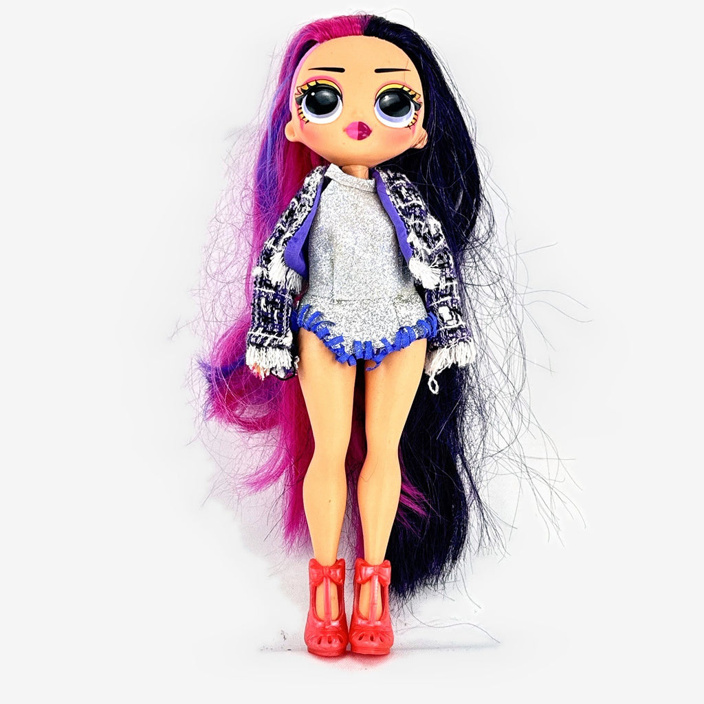 MGA L.O.L. Surprise! O.M.G. Alt Grrrl fashion doll with split pink and black hair, metallic bodysuit, and red heels