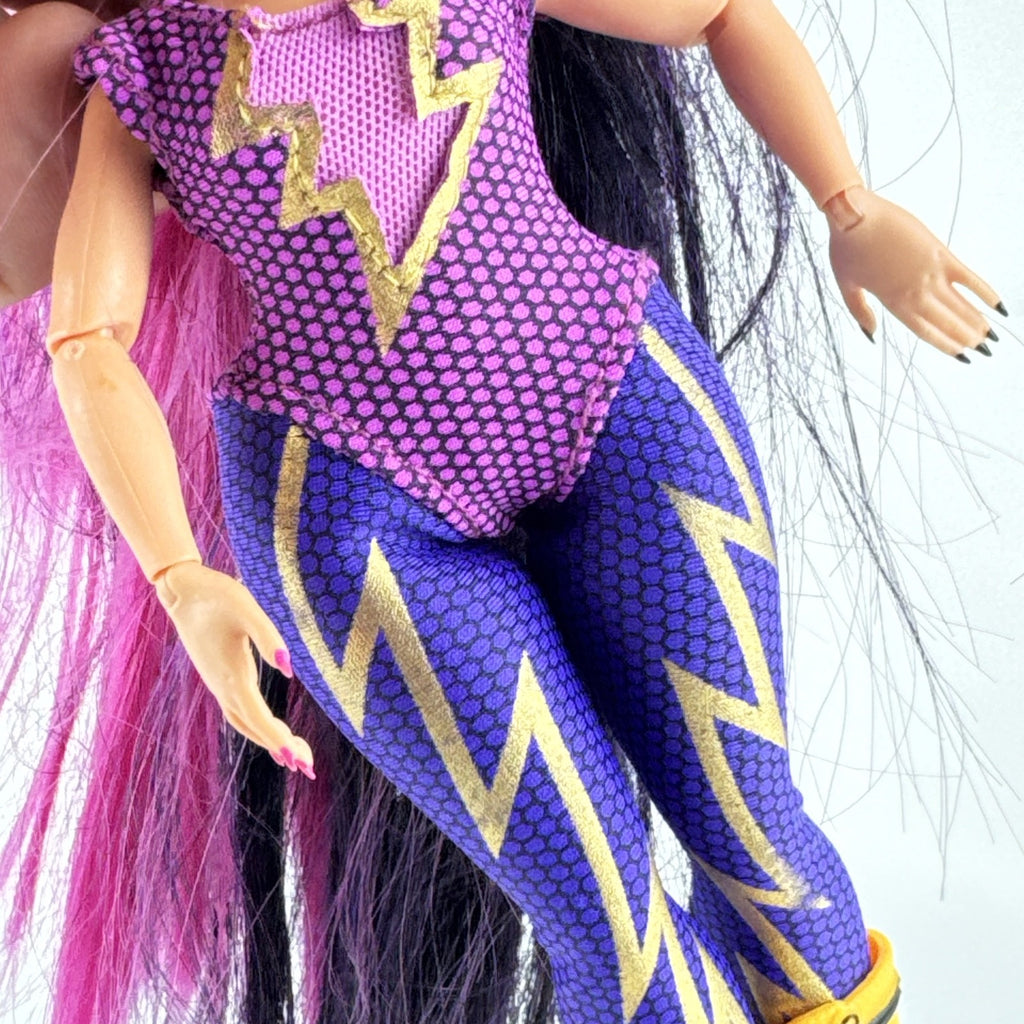 MGA L.O.L. Surprise! O.M.G. Remix Fame Queen 9-inch fashion doll wearing lightning bolt bodysuit and yellow platform boots