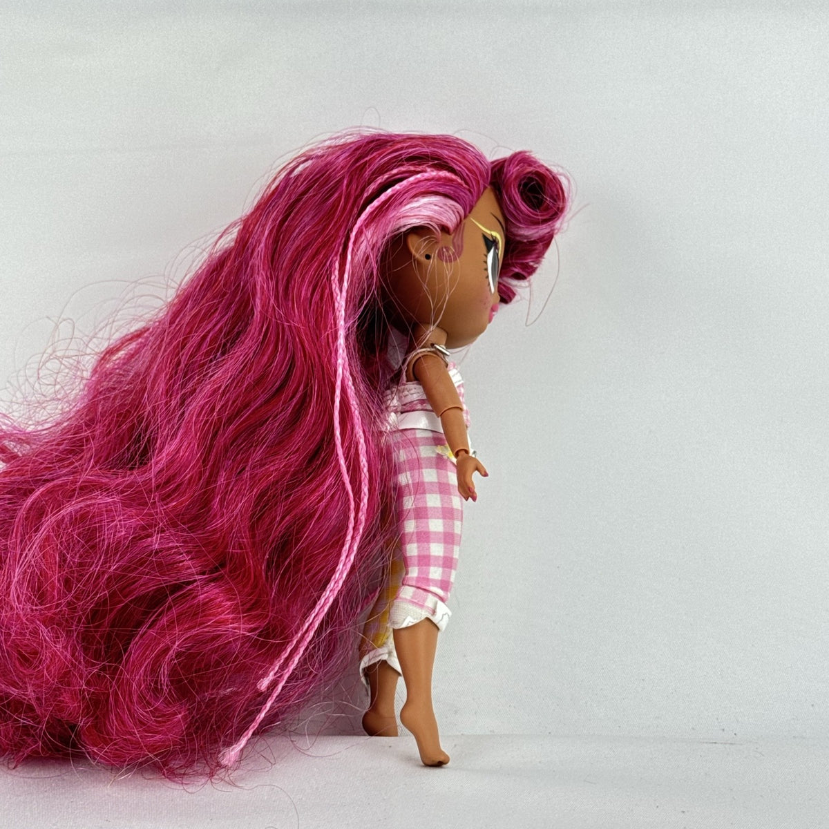 MGA L.O.L. Surprise! Tweens Fancy Gurl 6-inch fashion doll with pink hair and gingham outfit