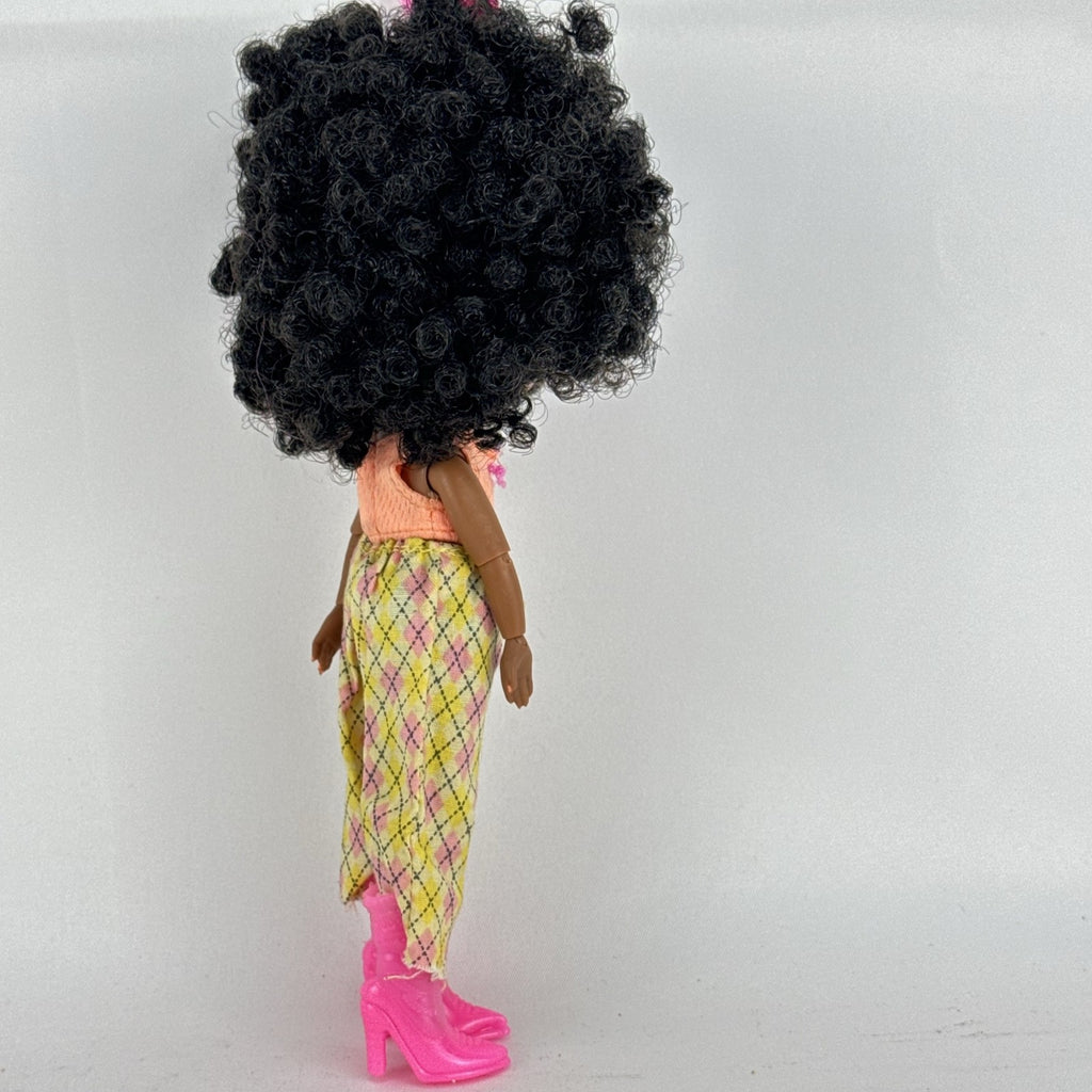 MGA Entertainment L.O.L. Surprise! Tweens Hoops Cutie 6-inch doll in argyle pants and pink boots with textured afro