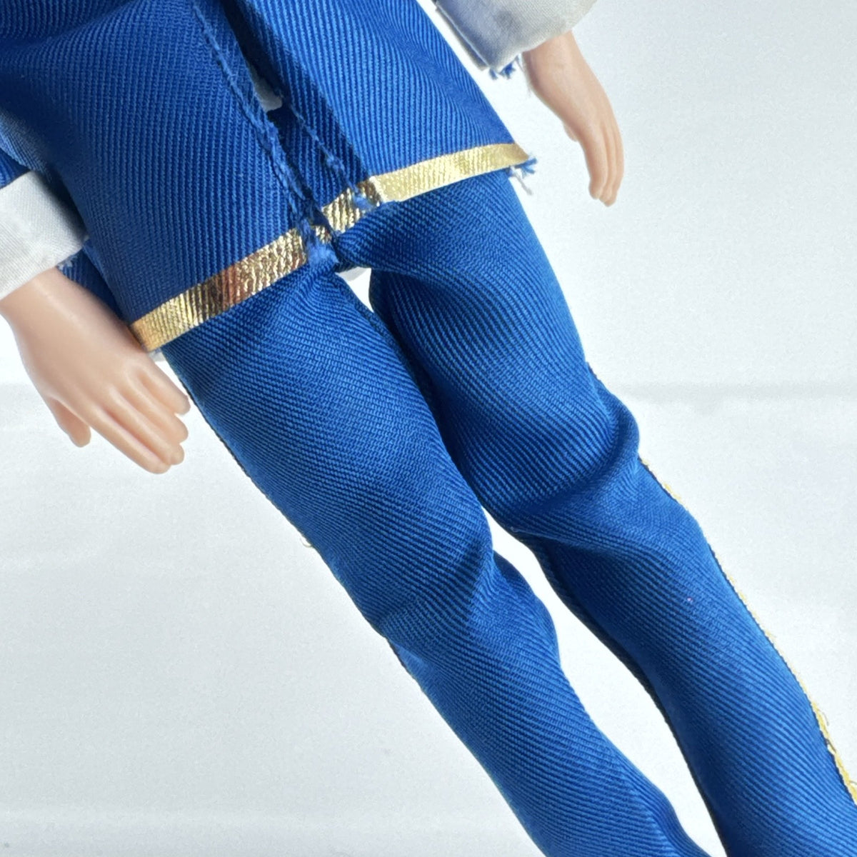 Hasbro Disney Descendants Prince Ben 11-inch coronation fashion doll in royal blue and gold formal attire