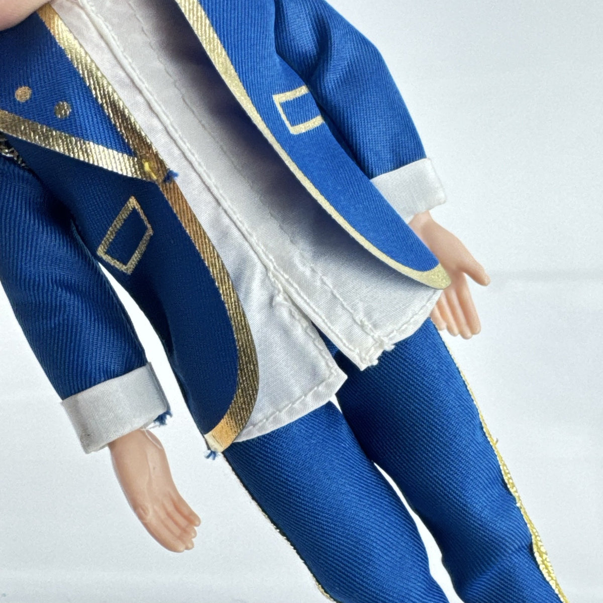 Hasbro Disney Descendants Prince Ben 11-inch coronation fashion doll in royal blue and gold formal attire
