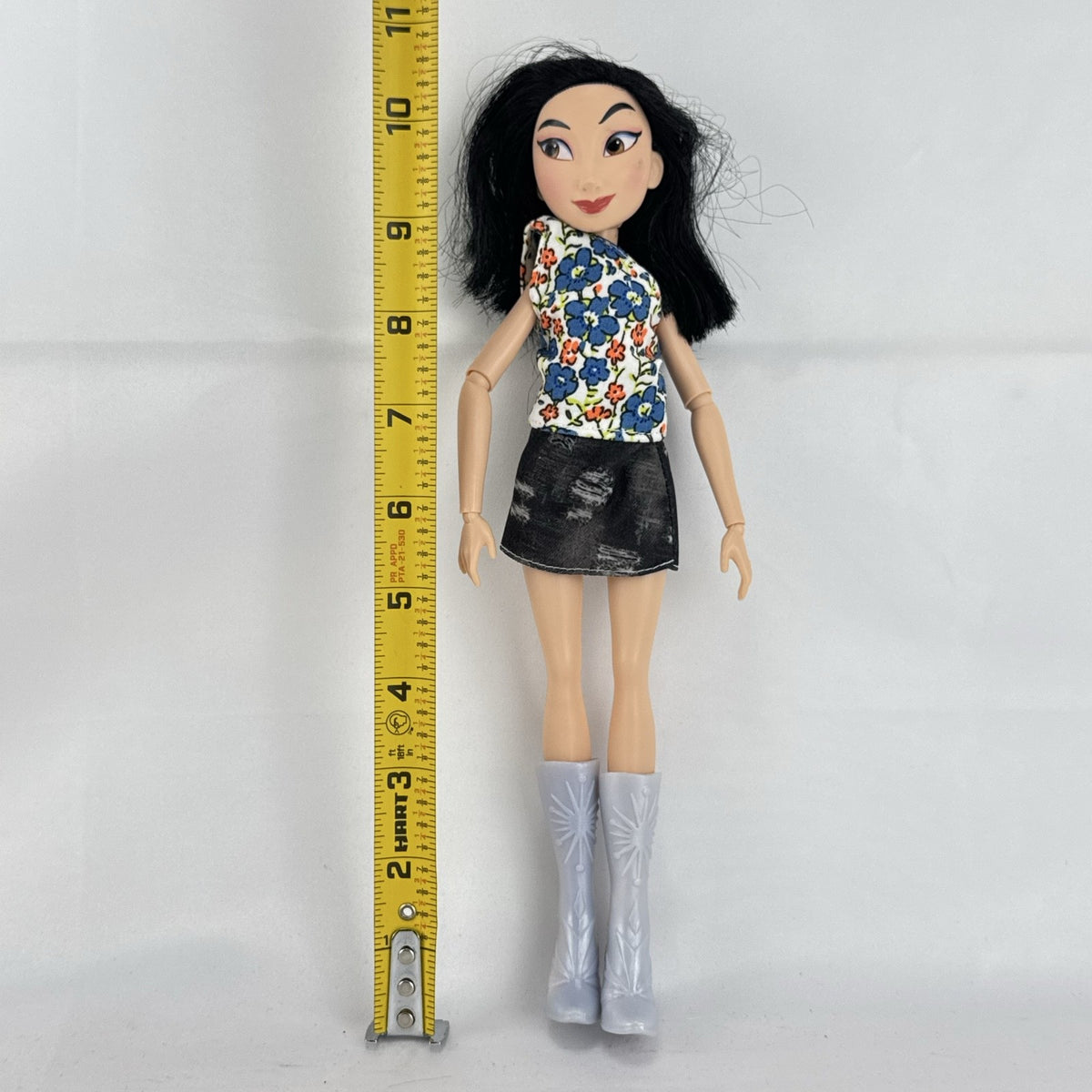 Disney Princess Comfy Squad Mulan 11-inch articulated fashion doll in casual floral top and boots