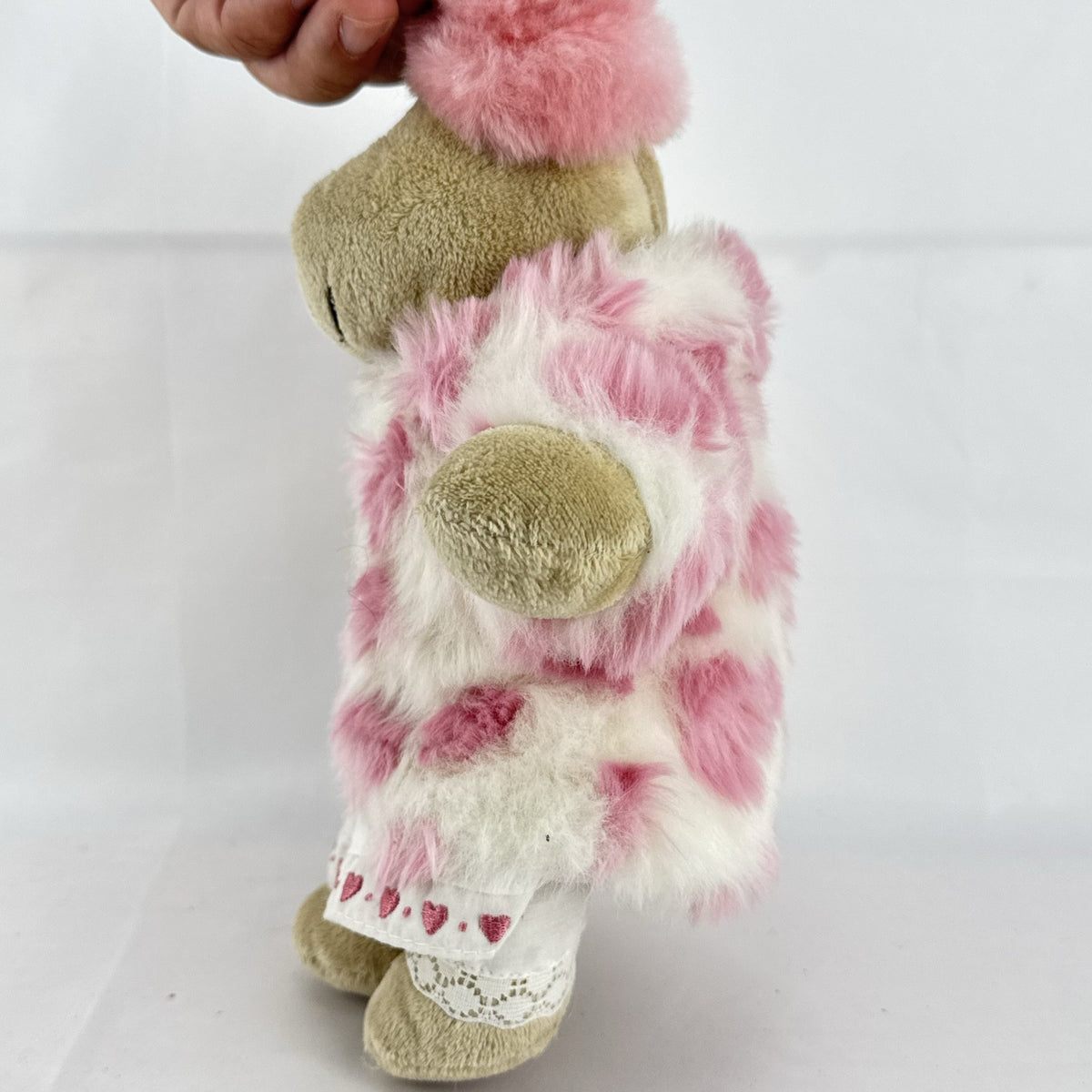 Starbucks 2006 Valentine Bearista plush bear wearing a pink faux fur coat and beret
