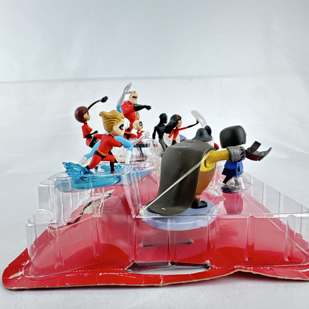 Disney Store Pixar Incredibles 2 deluxe 10-piece PVC figurine playset in original packaging tray