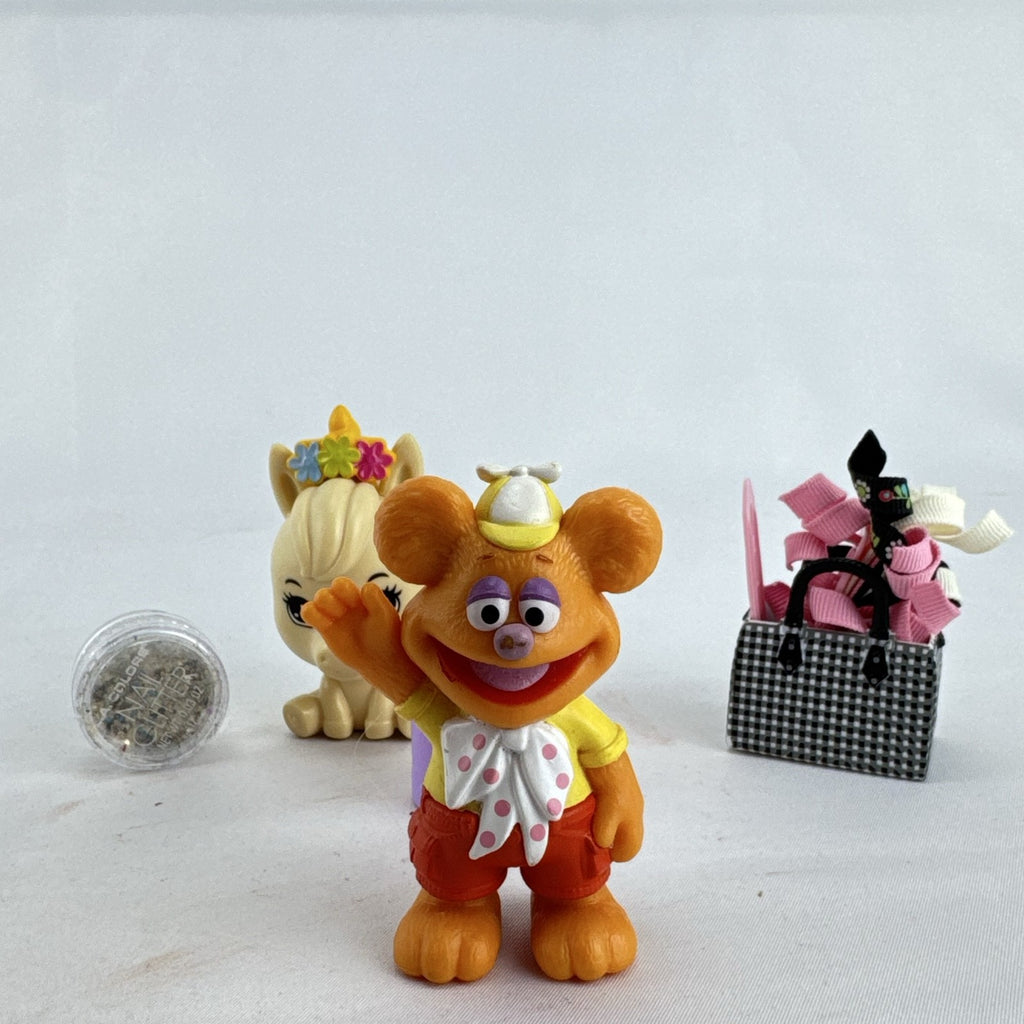 Just Play Disney Muppet Babies Fozzie Bear and Palace Pets pony plastic mini figures with mug and tote bag accessories