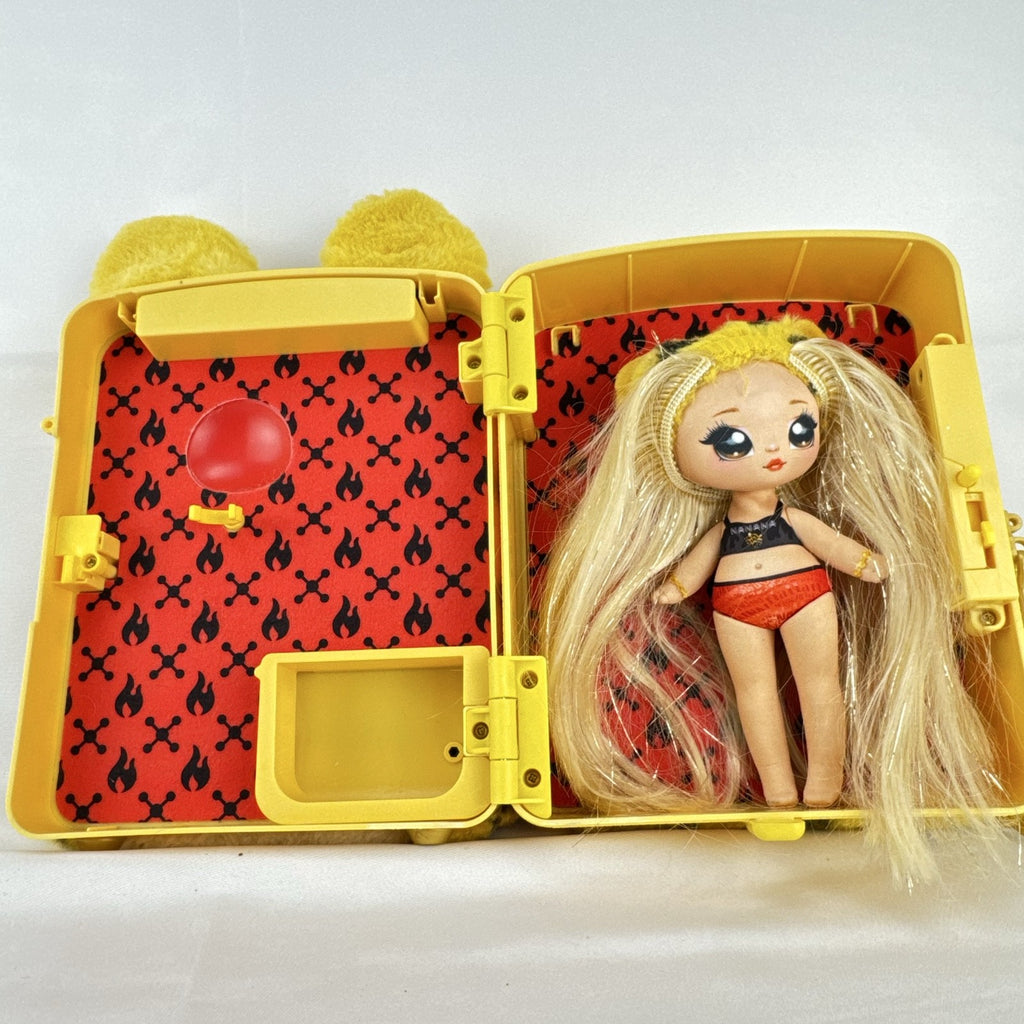 MGA Na! Na! Na! Surprise Jennel Jaguar doll with leopard print plush backpack bedroom case