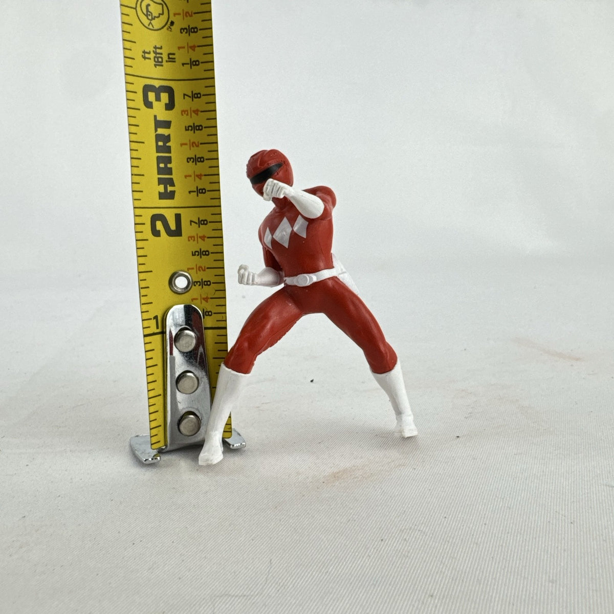 Hasbro 2021 Mighty Morphin Power Rangers Red and Yellow Ranger PVC mini figures standing in battle poses
