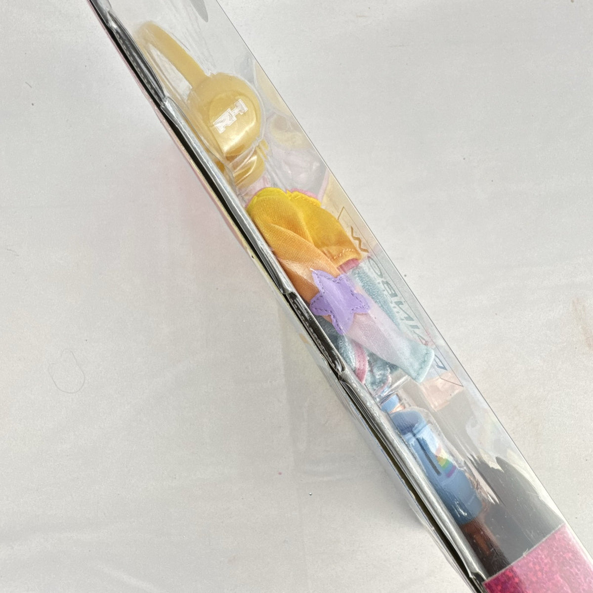 Rainbow High Skate Social fashion pack with crop top, shorts, and roller skates in original packaging
