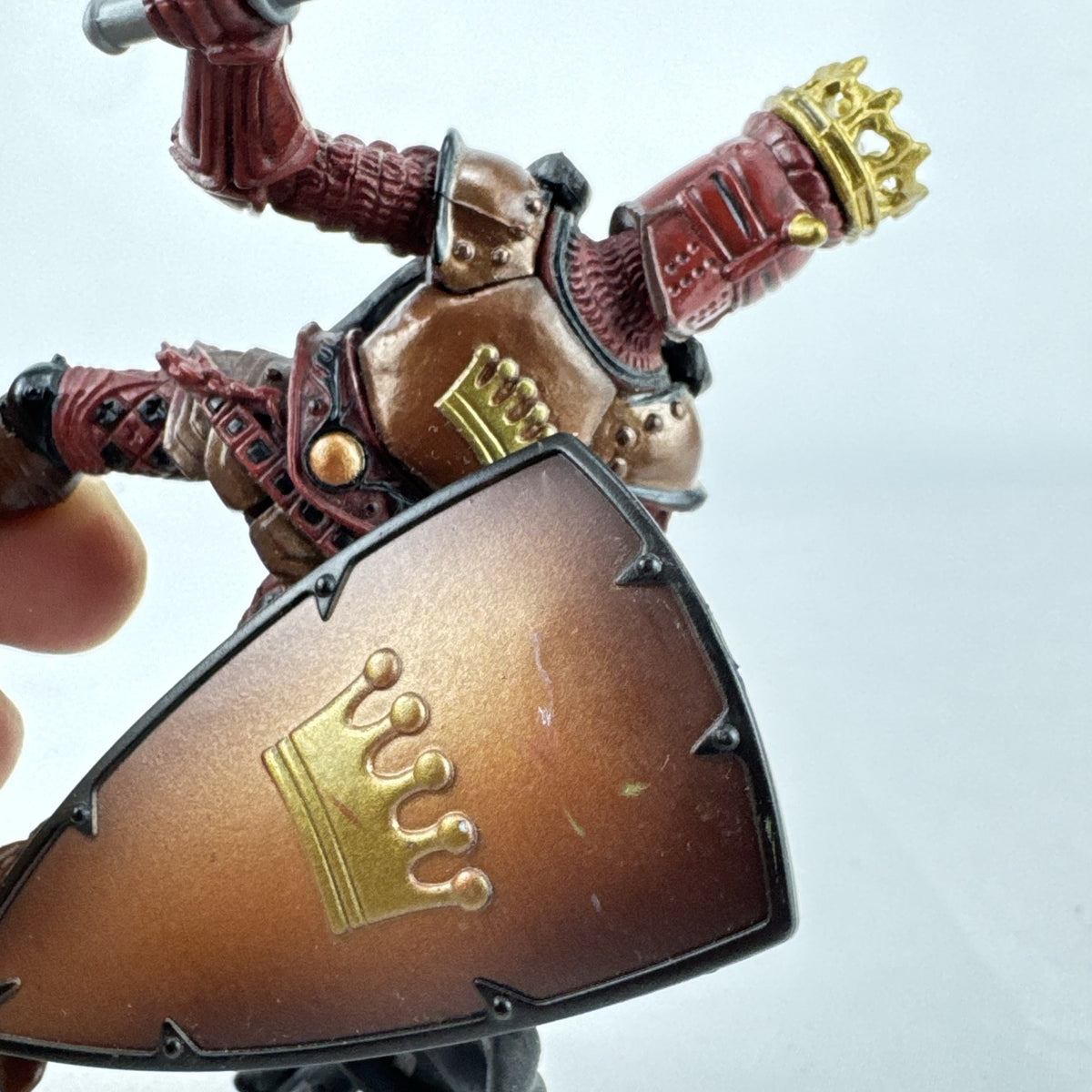 Papo 2007 medieval king knight 4-inch PVC action figure holding a mace and shield
