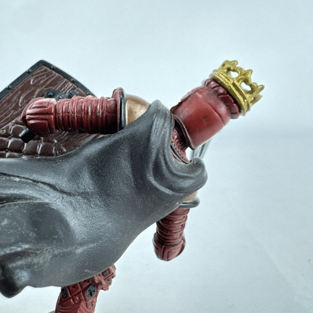 Papo 2007 medieval king knight 4-inch PVC action figure holding a mace and shield