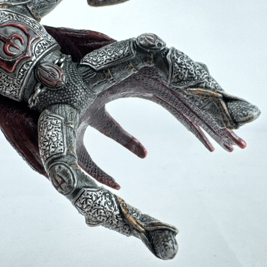 Schleich Eldrador Dragon Knight Rider action figure in plate armor with red cape and shield