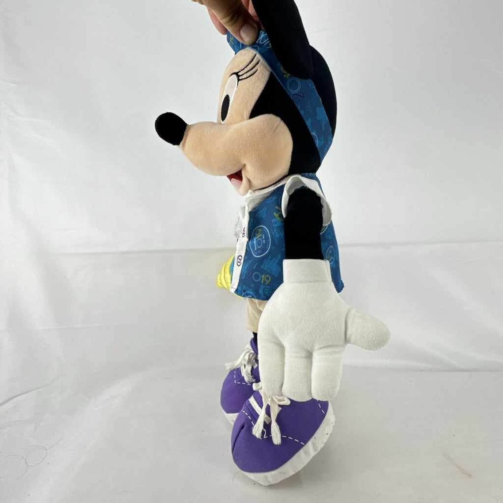 Disney Parks 2019 Disneyland Resort 17-inch Minnie Mouse plush doll holding an ice cream cone
