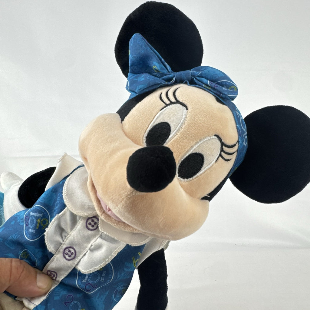 Disney Parks 2019 Disneyland Resort 17-inch Minnie Mouse plush doll holding an ice cream cone