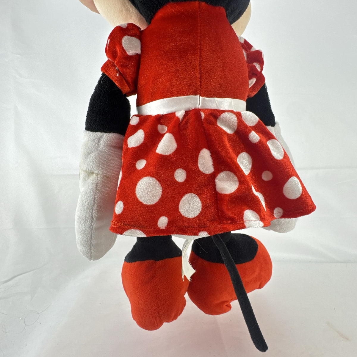 Disney Just Play Minnie Mouse 2021 commemorative 18-inch plush in red polka dot dress