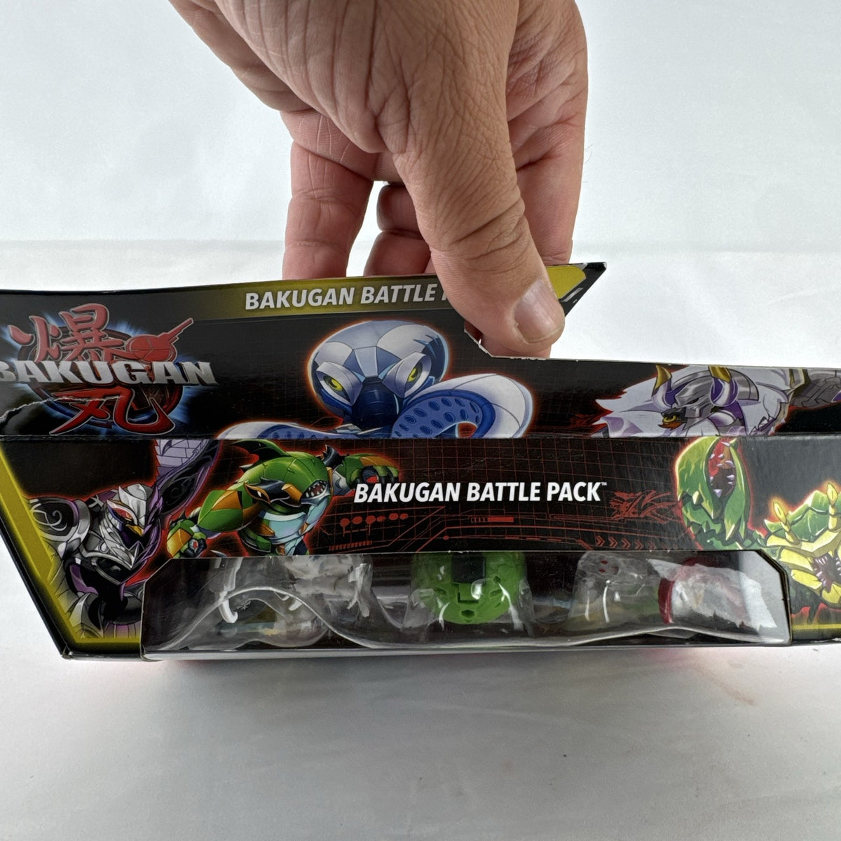 Spin Master Bakugan Battle Pack in original packaging with five transforming figures and ripcord