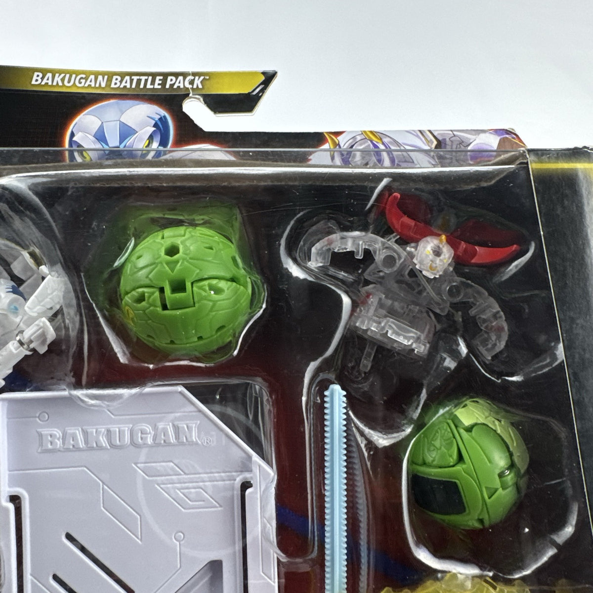 Spin Master Bakugan Battle Pack in original packaging with five transforming figures and ripcord