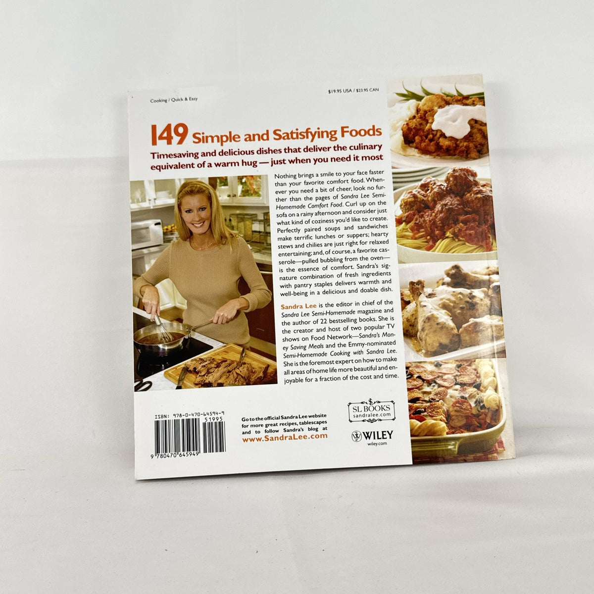 Front cover of the Sandra Lee Semi-Homemade Comfort Food paperback cookbook