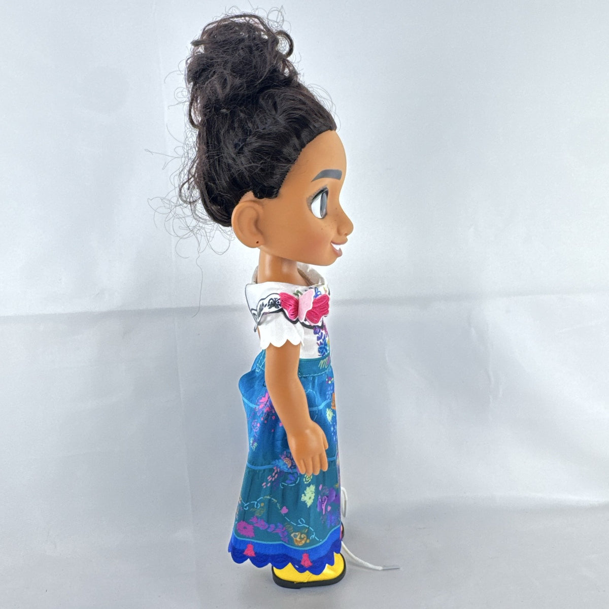 JAKKS Pacific Disney Encanto Mirabel 14-inch vinyl play doll in floral dress