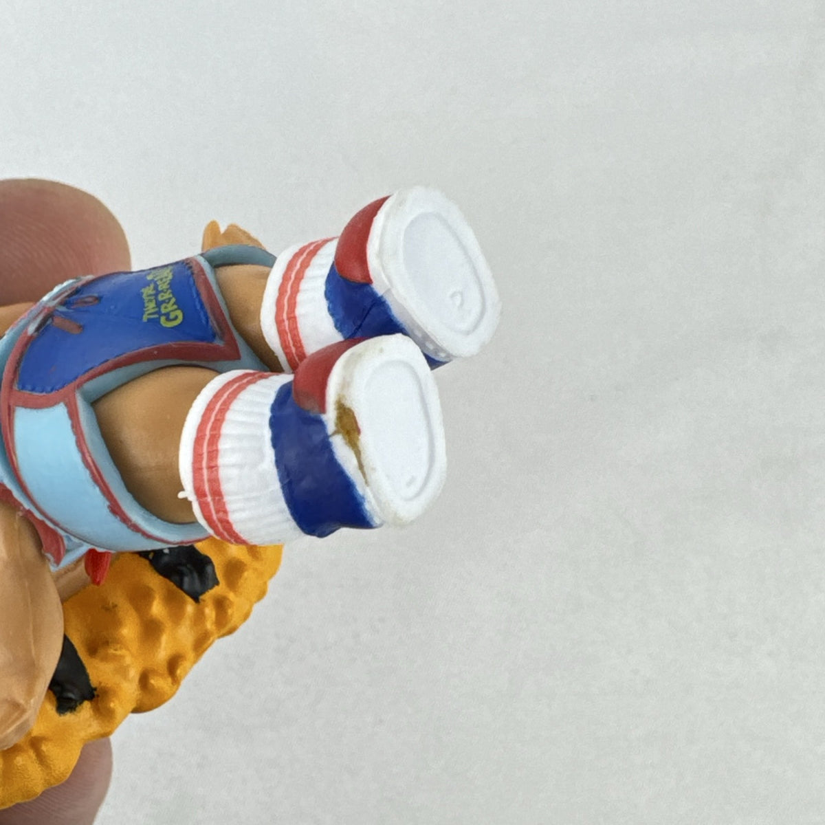 MGA Entertainment LOL Surprise Loves Mini Sweets Tiger Babe 3-inch Kellogg's Frosted Flakes doll