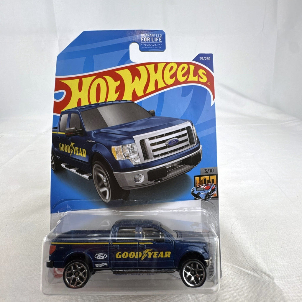 Hot Wheels HW Metro 11-car diecast set featuring 1:64 scale commercial and utility vehicles sealed on original cards.