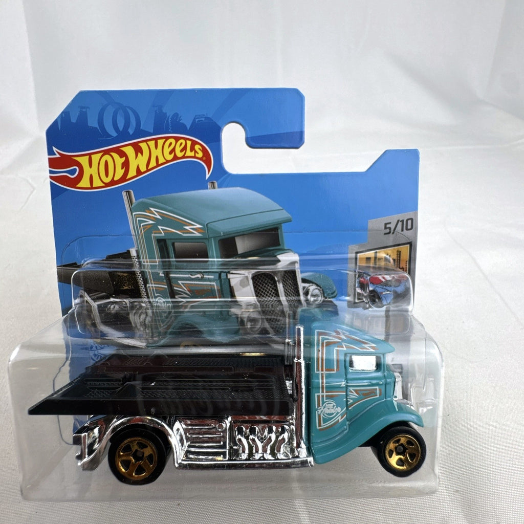 Hot Wheels HW Metro 11-car diecast set featuring 1:64 scale commercial and utility vehicles sealed on original cards.