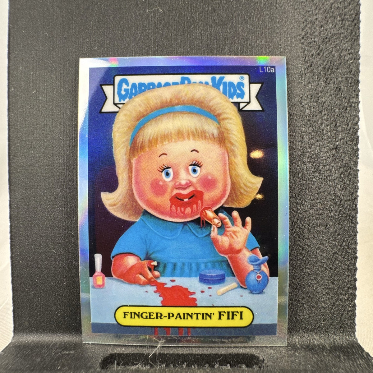 Topps 2013 Garbage Pail Kids Chrome Finger-Paintin' Fifi Lost GPK refractor trading card L10a