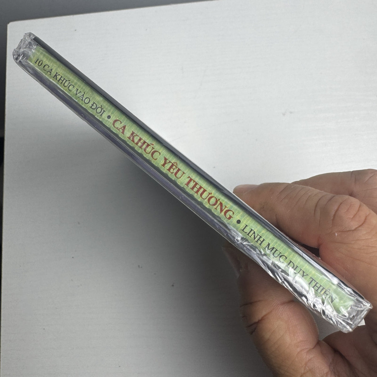 Linh Muc Duy Thien Ca Khuc Yeu Thuong Vietnamese music CD in factory sealed jewel case