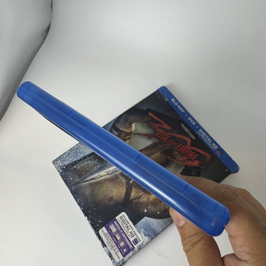 300 Rise of an Empire Blu-ray and DVD combo pack edition featuring original slipcover packaging.