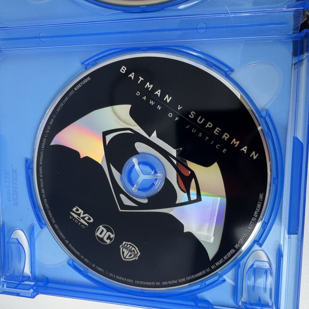 Batman v Superman Dawn of Justice Ultimate Edition Extended Cut Blu-ray and DVD media set cover