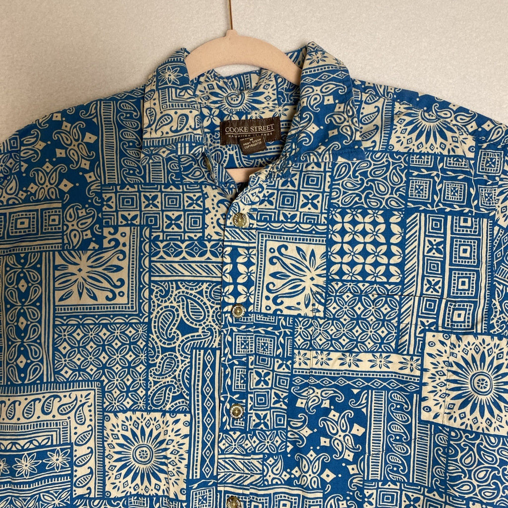 Cooke Street men's size M short-sleeve cotton Hawaiian shirt in blue and cream geometric print