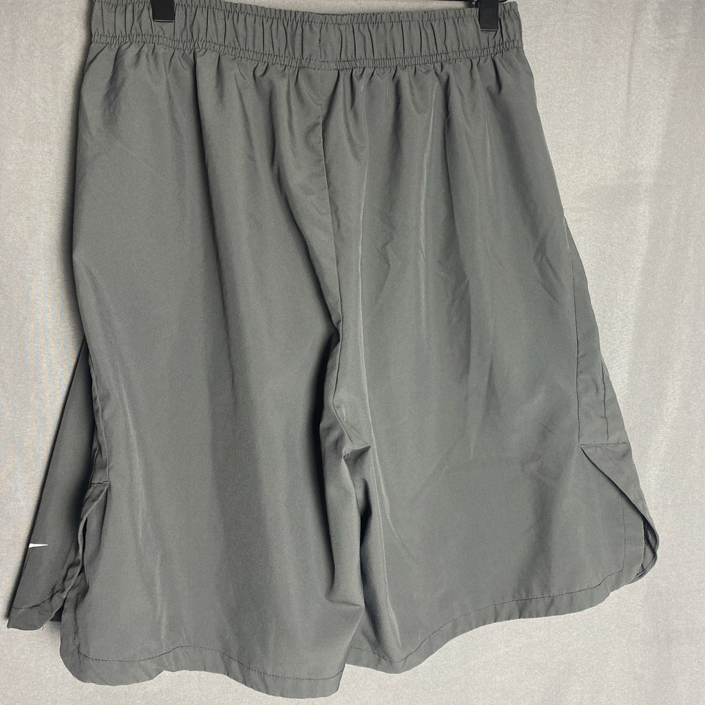 Black Nike Soldiers basketball Dri-FIT athletic woven shorts in men's size Large.