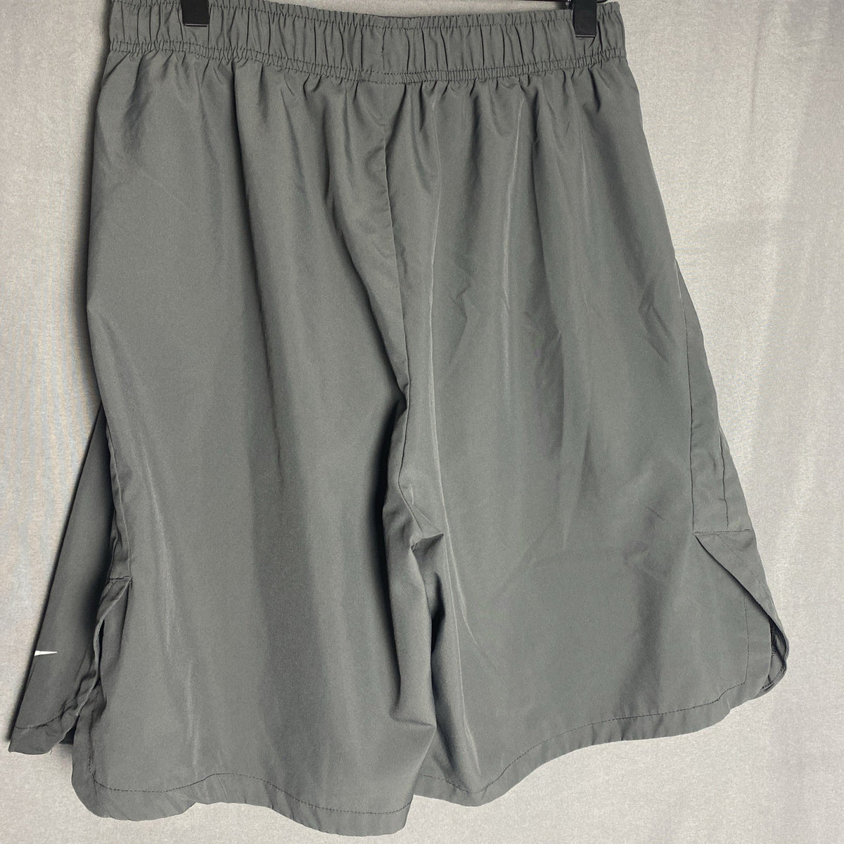 Black Nike Soldiers basketball Dri-FIT athletic woven shorts in men's size Large.