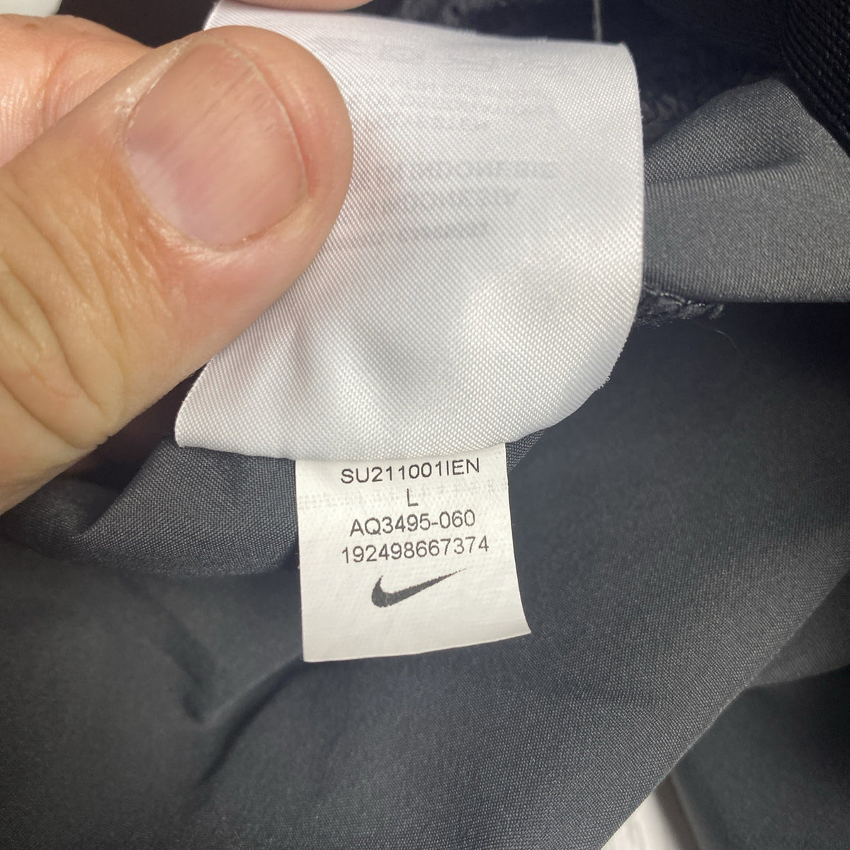 Black Nike Soldiers basketball Dri-FIT athletic woven shorts in men's size Large.